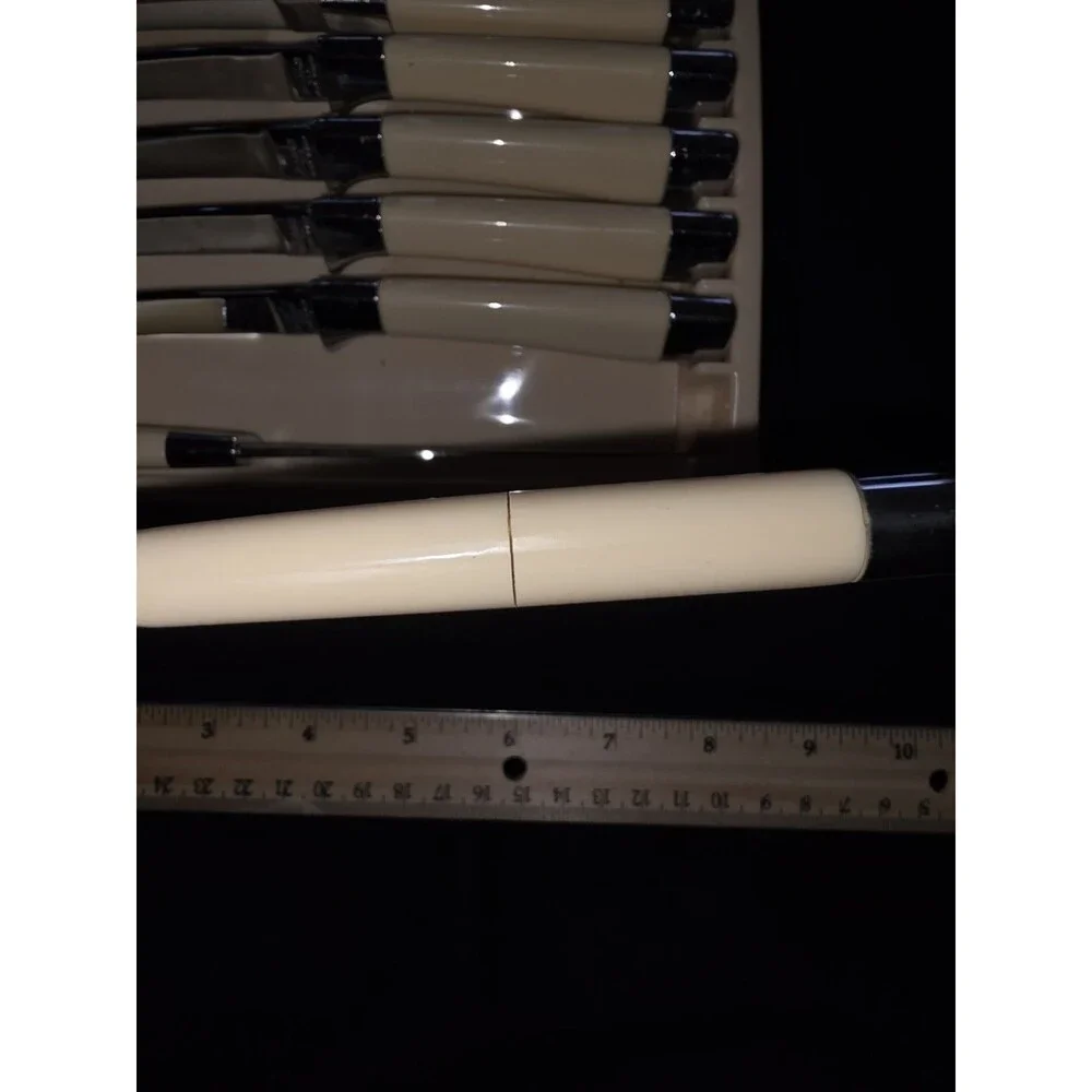 Vintage Carvel Hall by Briddell Steak‎ Knives Set of 8 Ivory Chrome MCM Original
